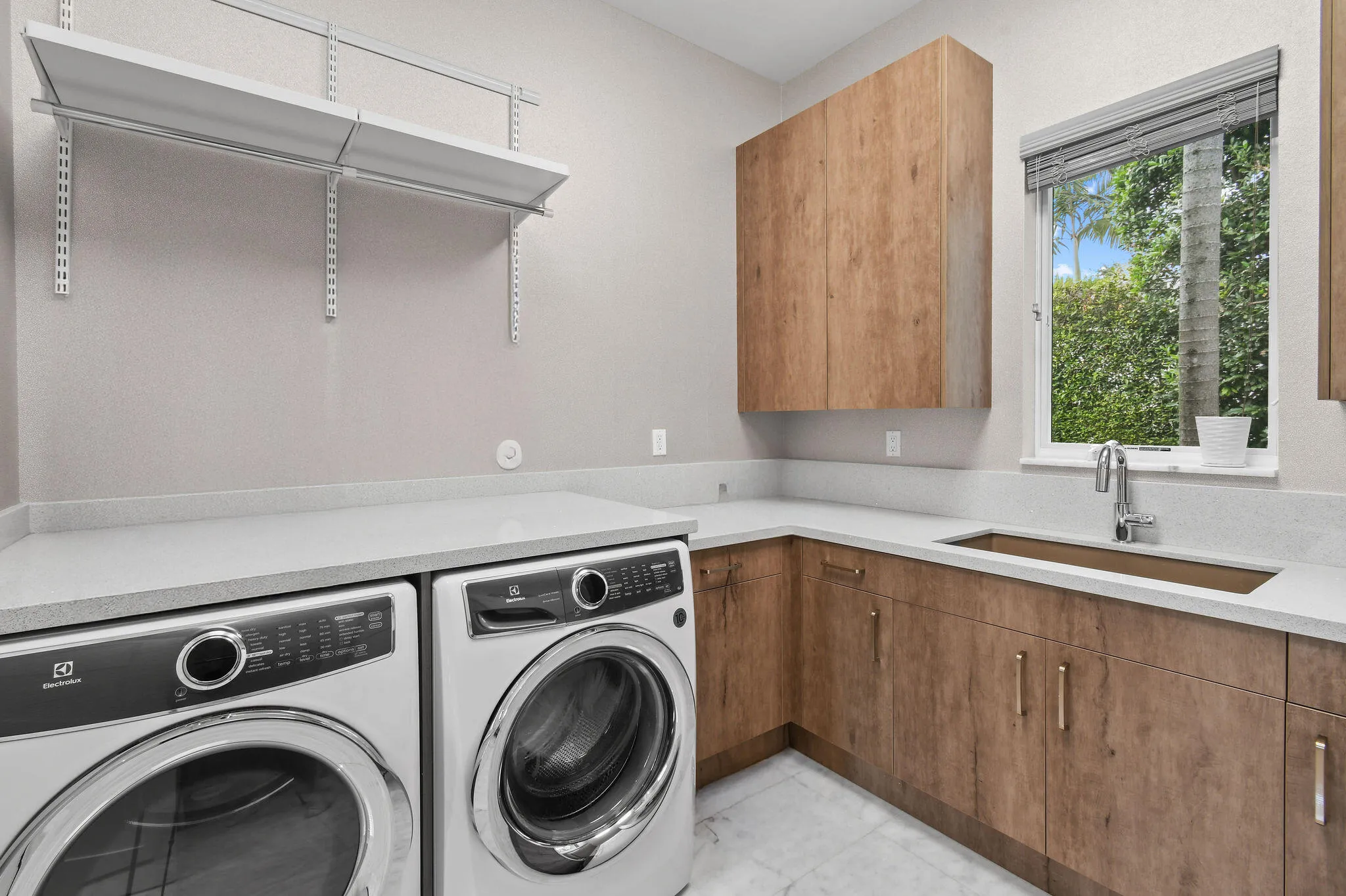 14630WatermarkWay(55)