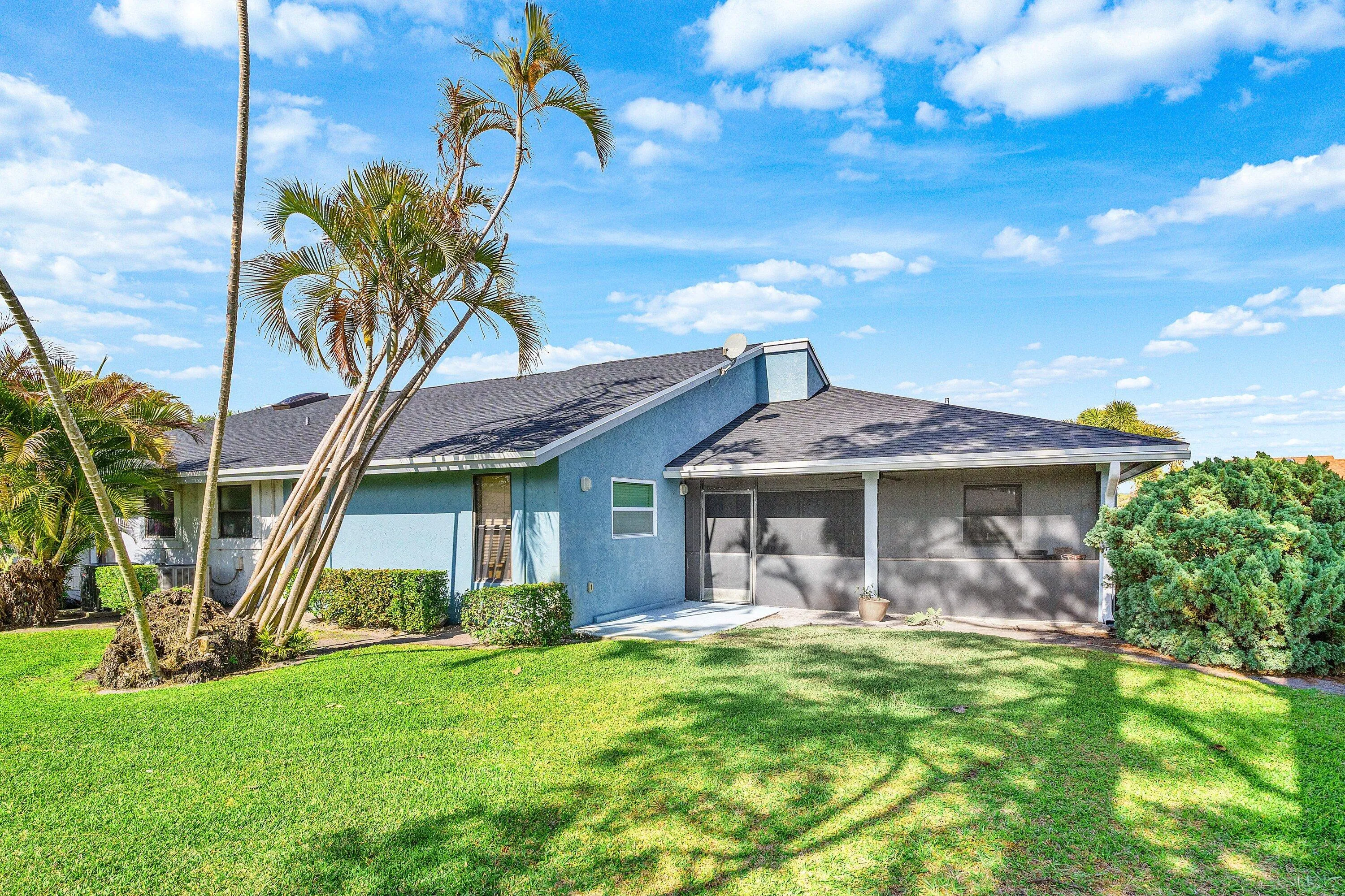 022-6166BrandonStreet-WestPalmBeach-FL-3