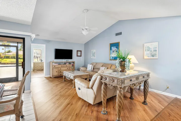 007-6166BrandonStreet-WestPalmBeach-FL-3