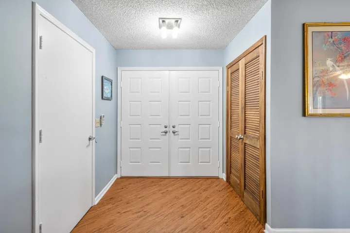005-6166BrandonStreet-WestPalmBeach-FL-3