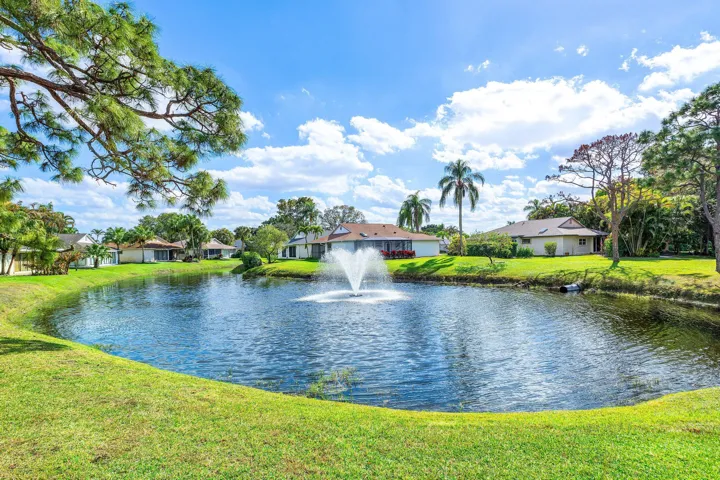 024-6166BrandonStreet-WestPalmBeach-FL-3