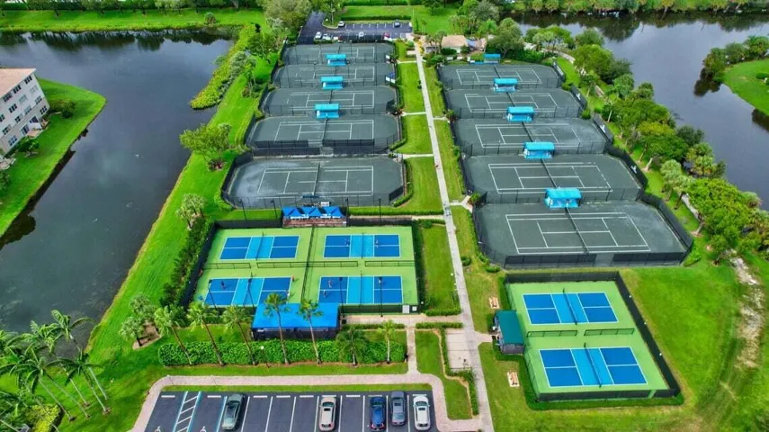 Tennis & Pickleball