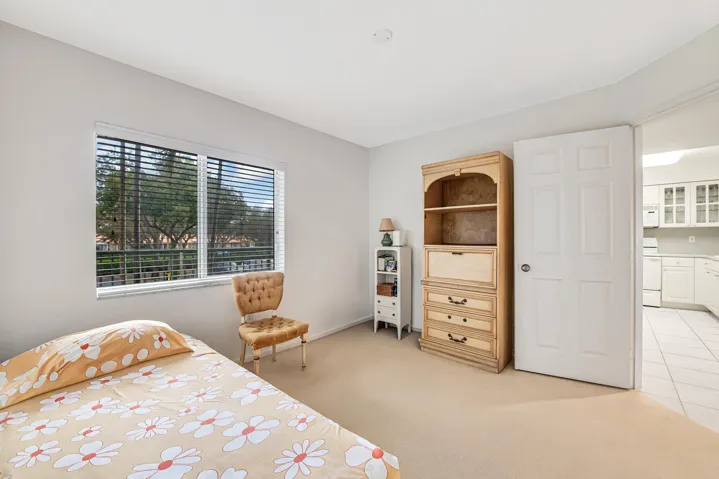 Office/Den/Possible 3rd Bedroom