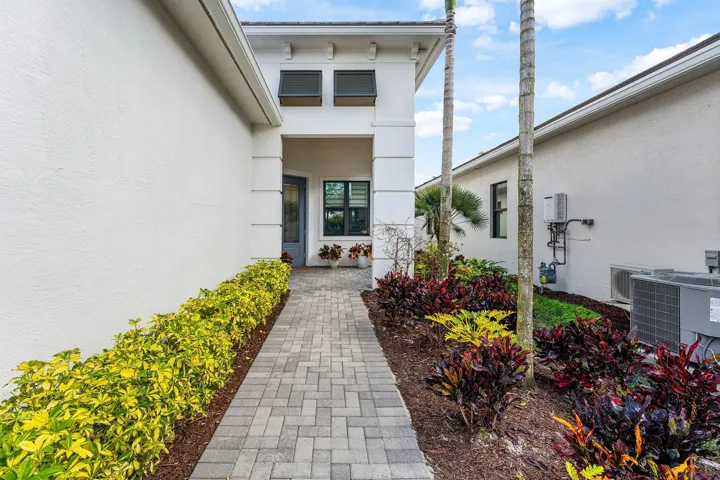 004-16047KeyBiscayneLane-Westlake-FL-334