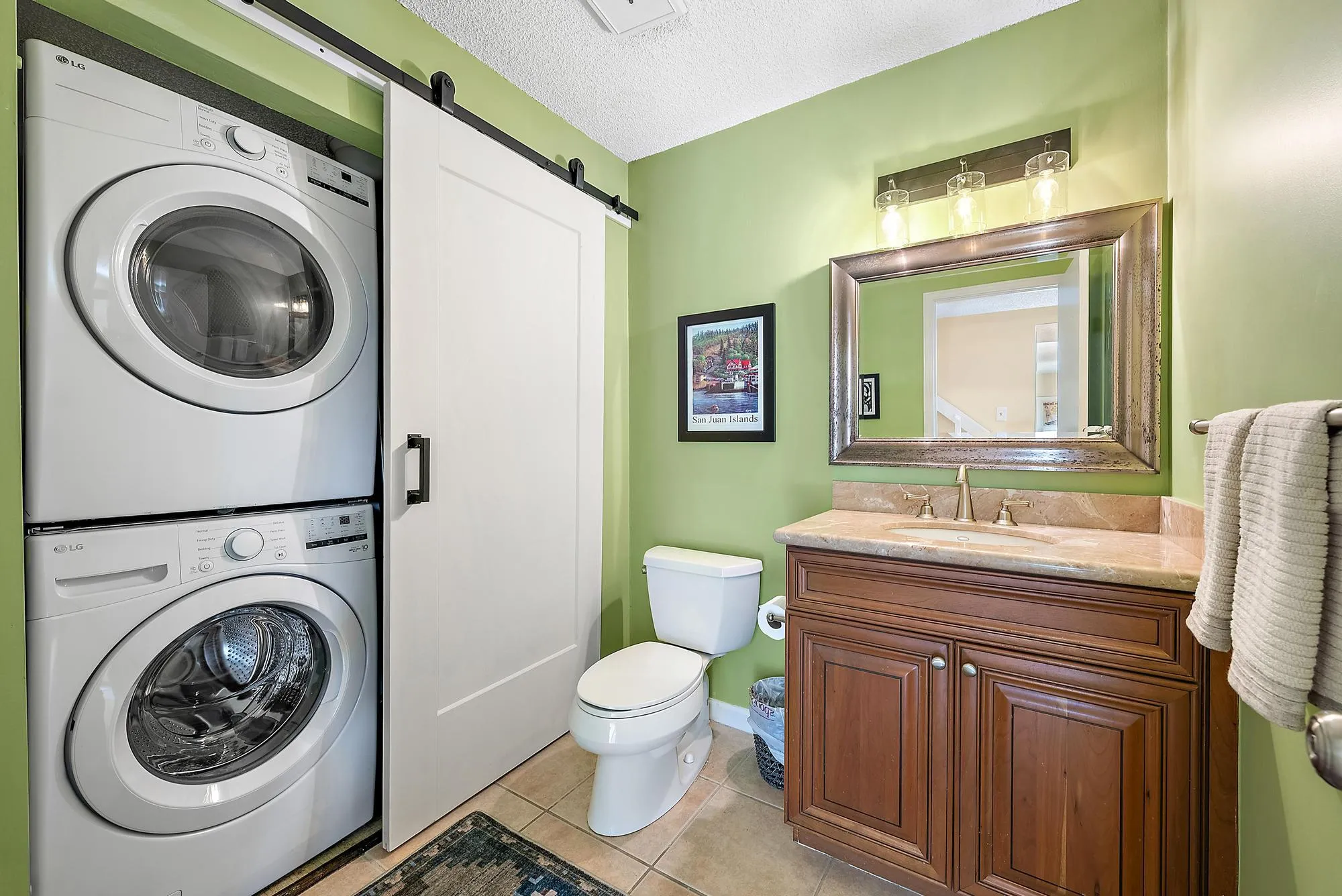 Laundry / Powder Room