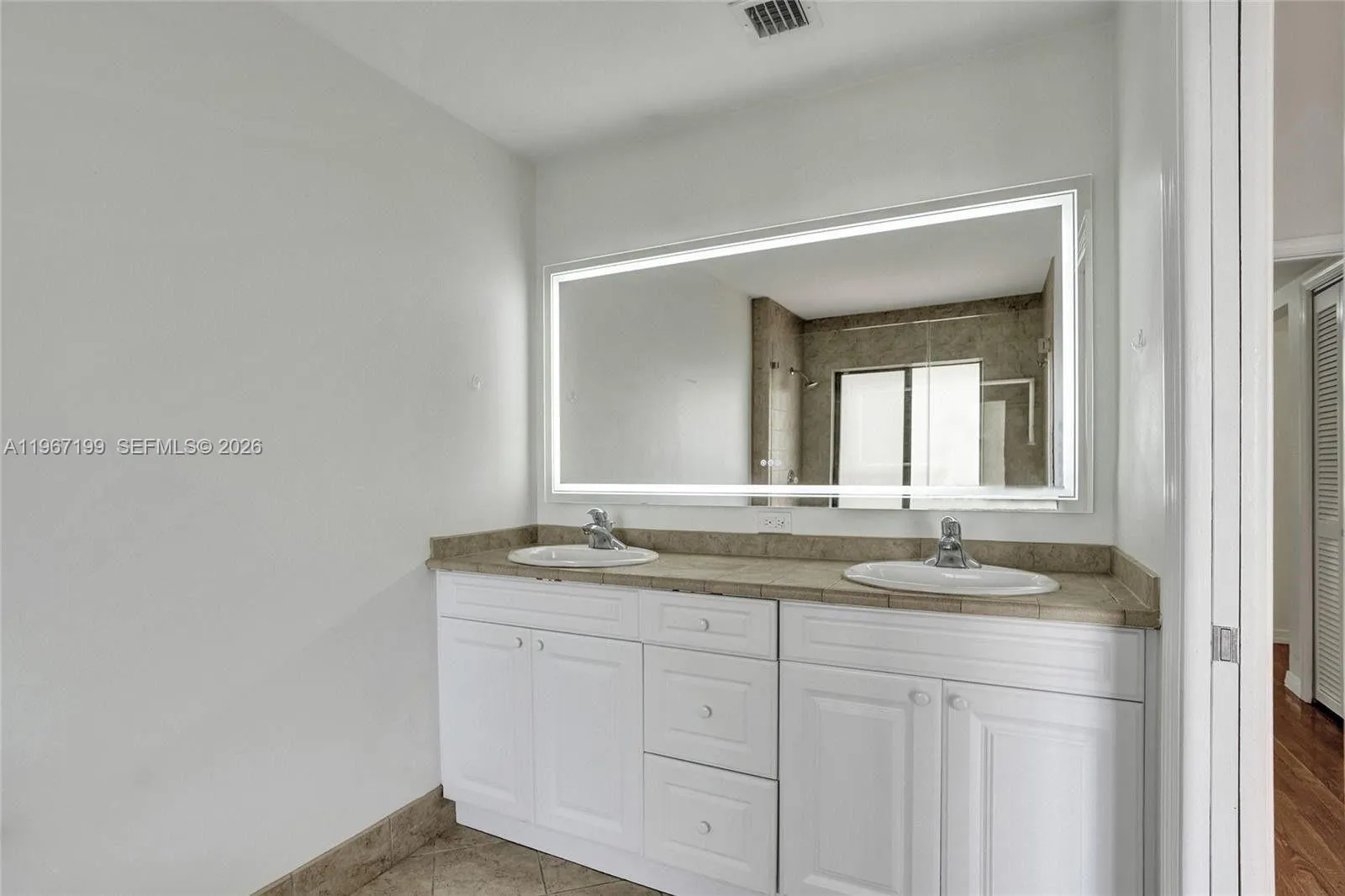Property photo 72