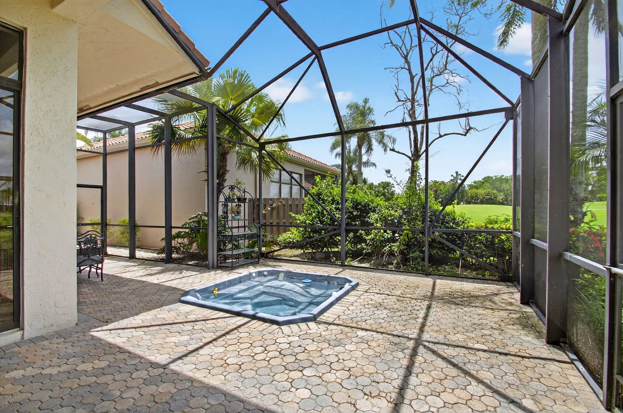 Covered & Screened Patio