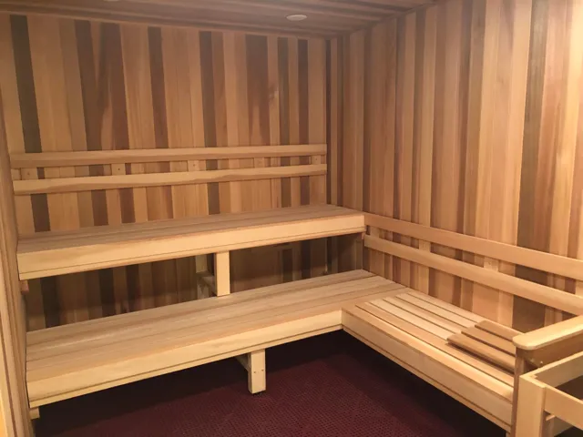 19 Sauna