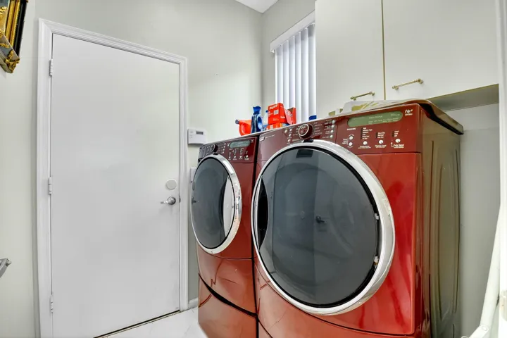 Laundry Room off Kitchen