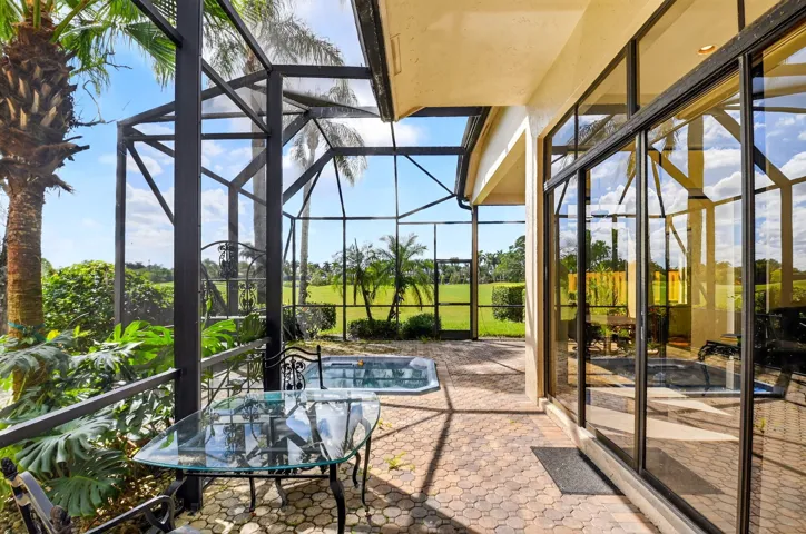 Covered & Screened Patio