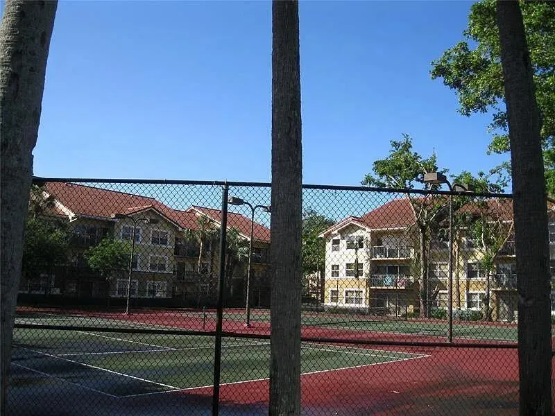 8781-tennis court