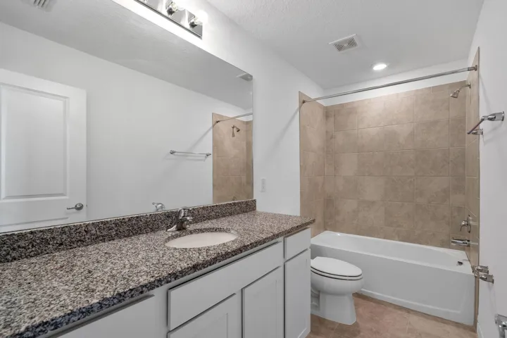 2nd Floor Guest Bath