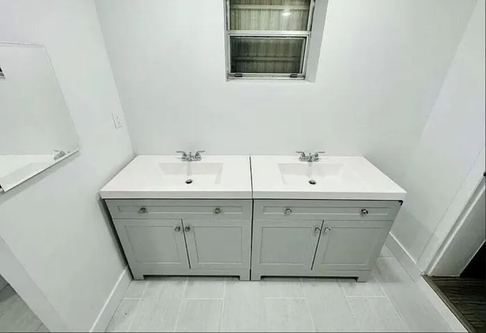 Double sink