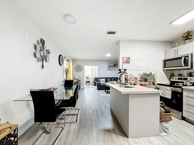 Kitchen 3
