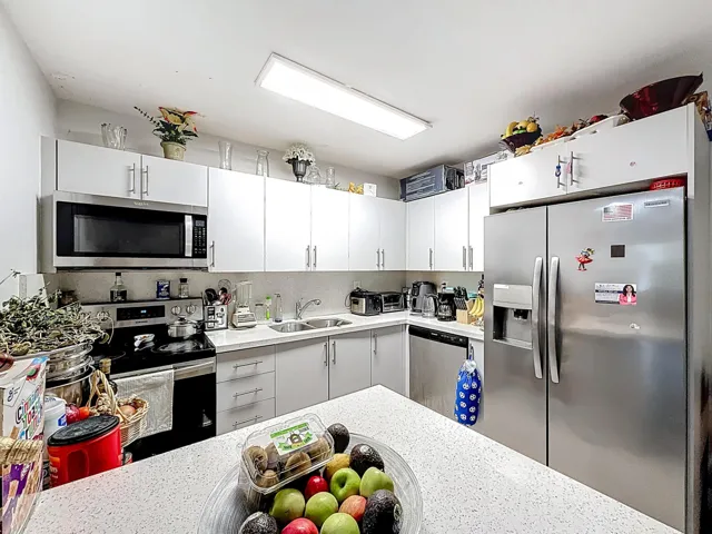 Kitchen 2