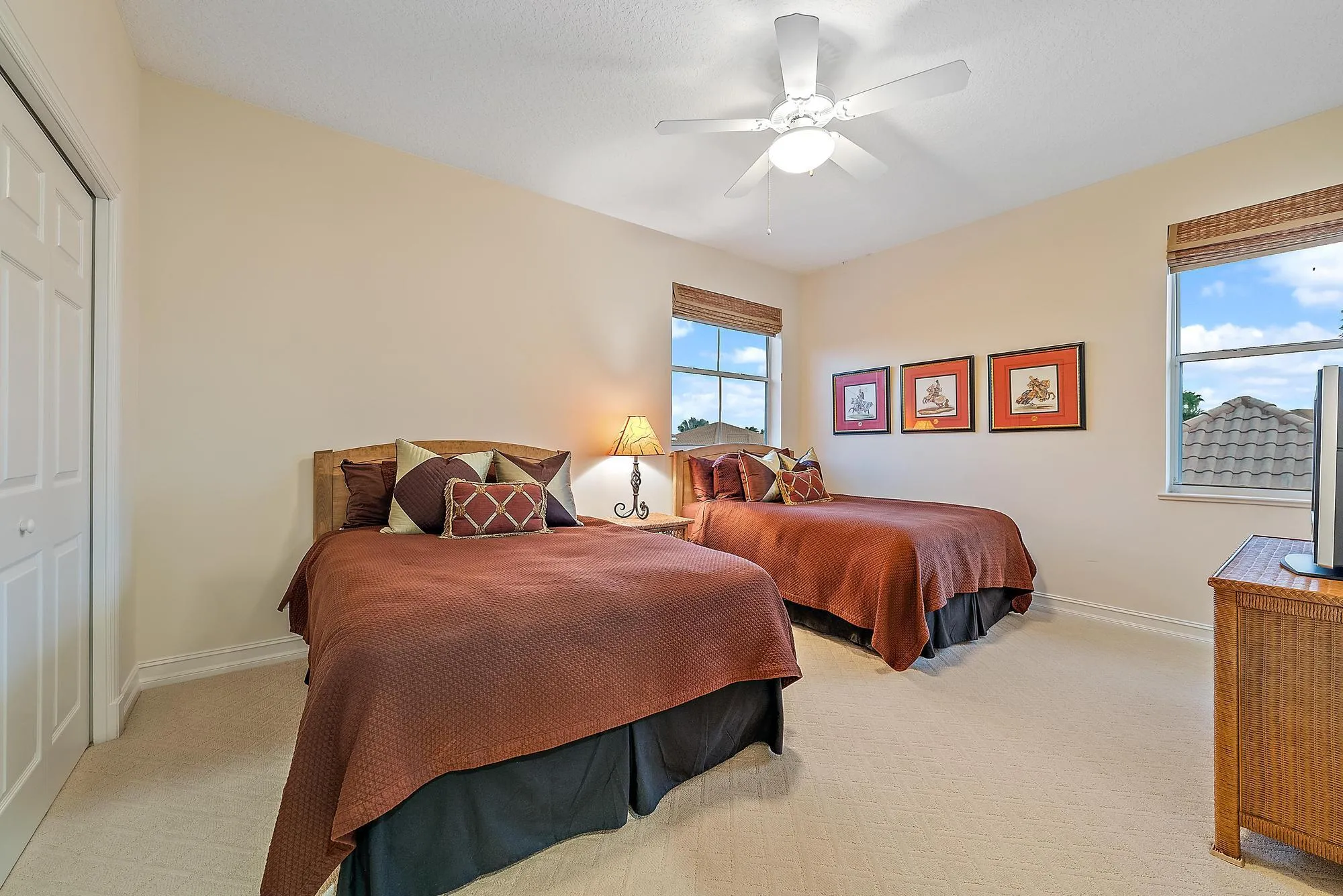 1119 Grand Cay Dr-35