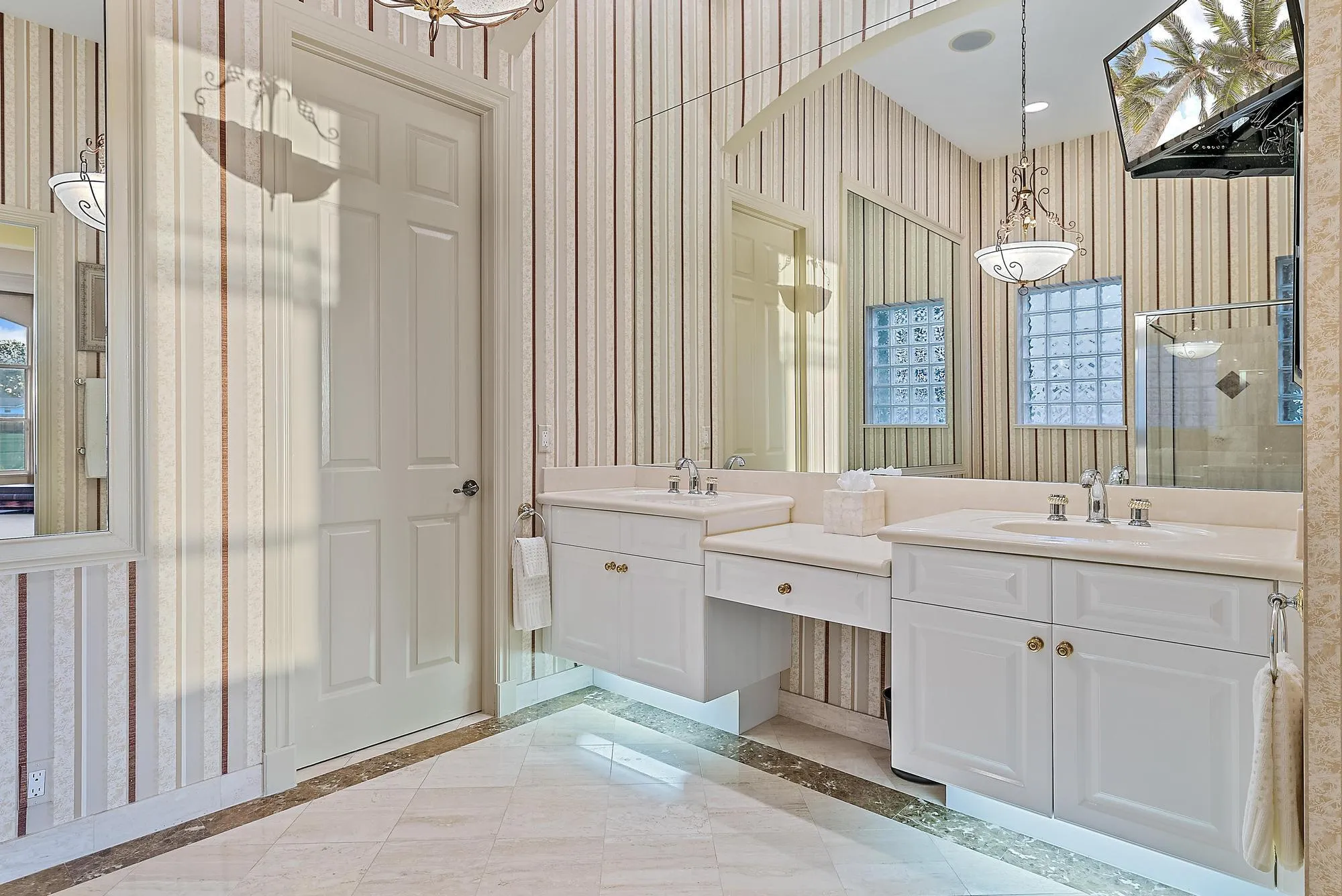 1119 Grand Cay Dr-25