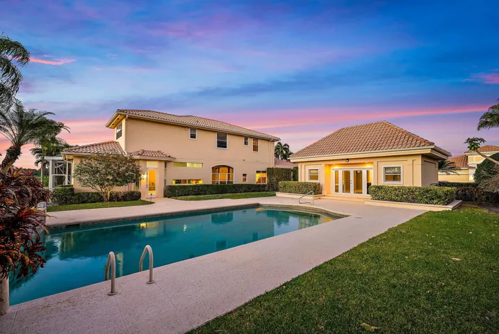 1119 Grand Cay Dr-47