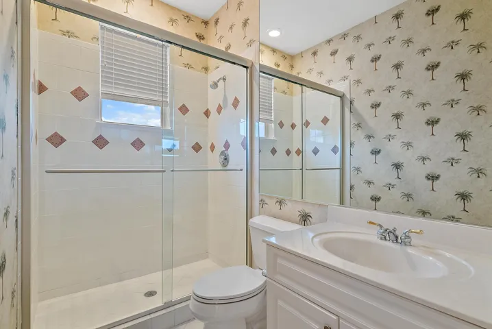 1119 Grand Cay Dr-34
