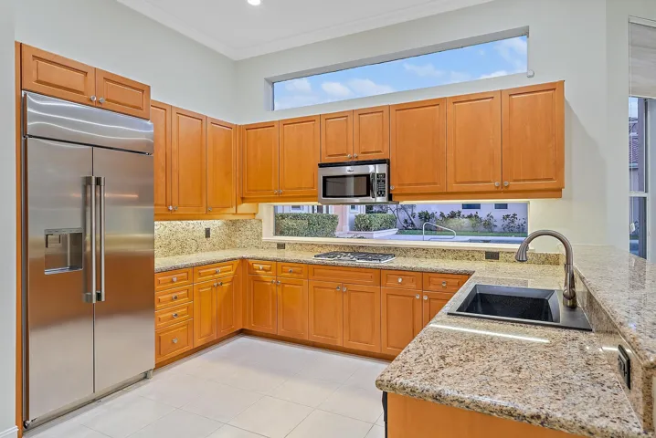 1119 Grand Cay Dr-43
