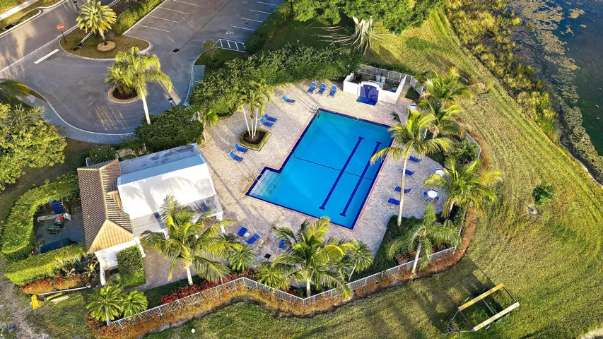 1119 Grand Cay Dr-76