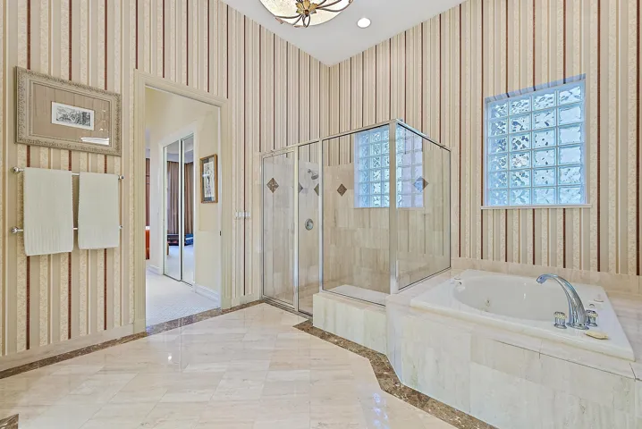 1119 Grand Cay Dr-26