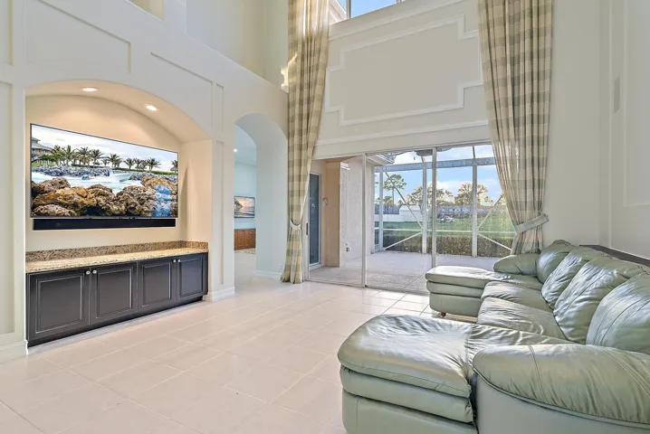 1119 Grand Cay Dr-14