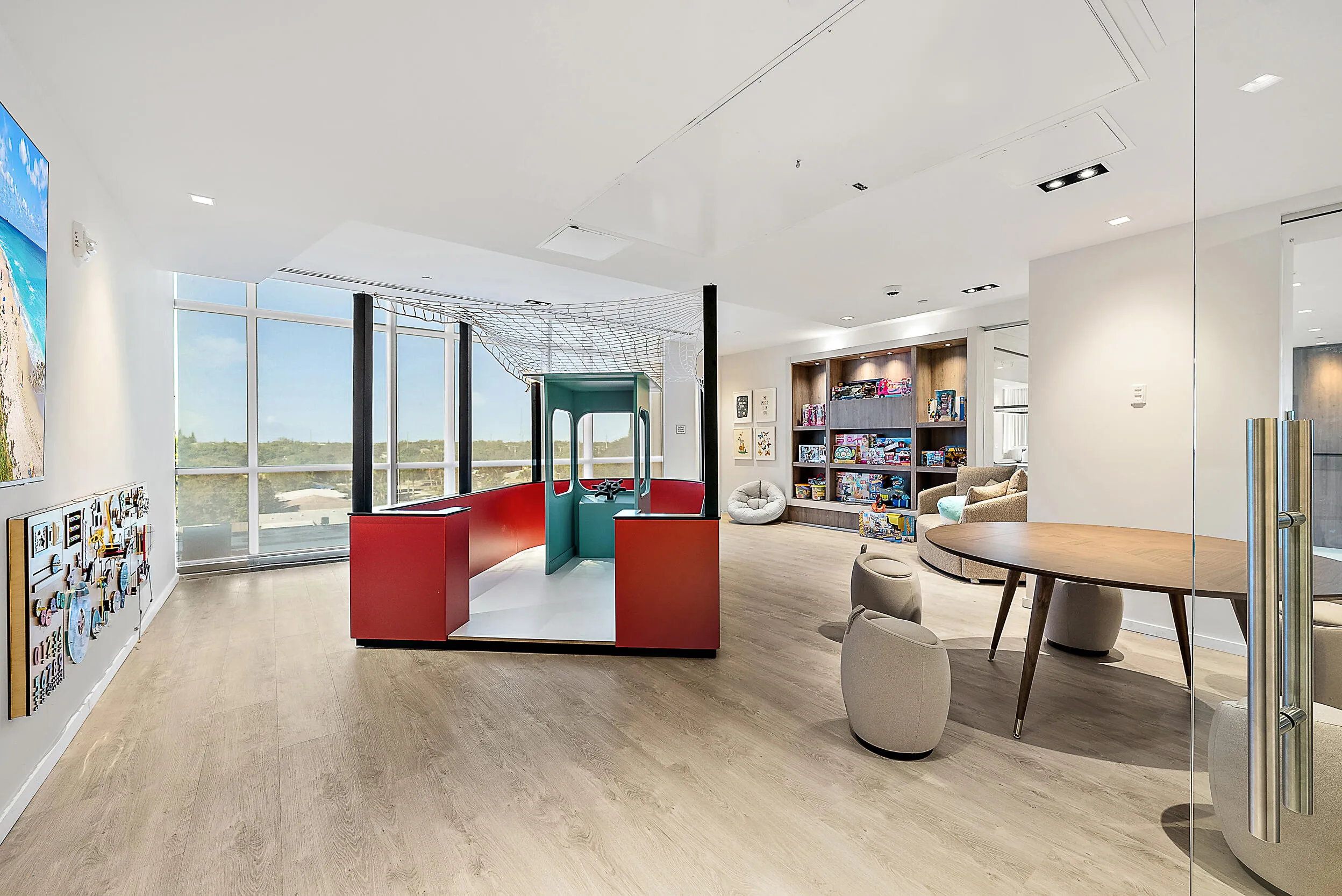 5th Floor Children Play Rooms