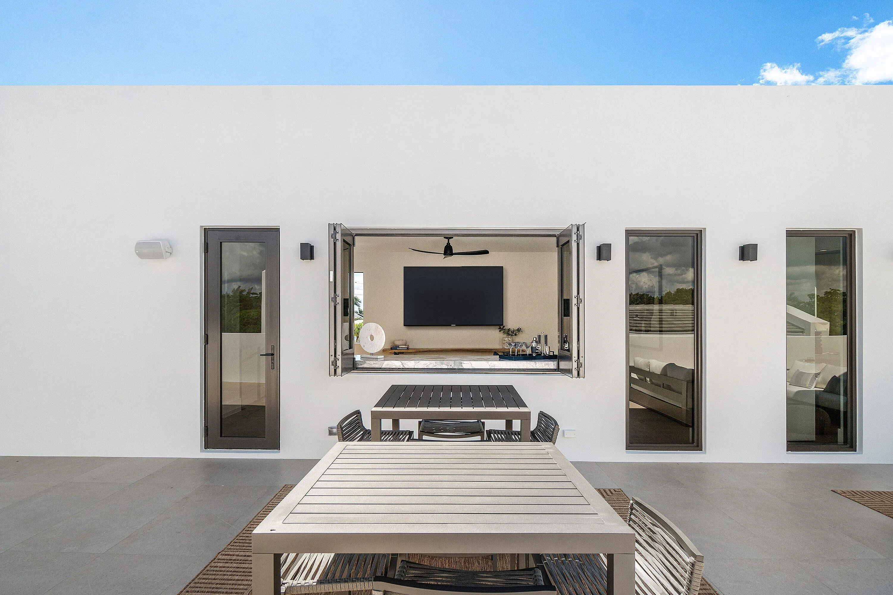 033-810PalmTrail-DelrayBeach-FL-33483-SM
