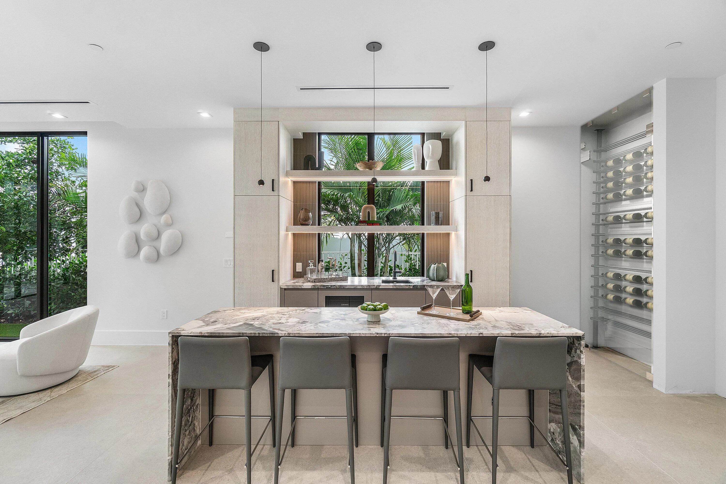 007-810PalmTrail-DelrayBeach-FL-33483-SM