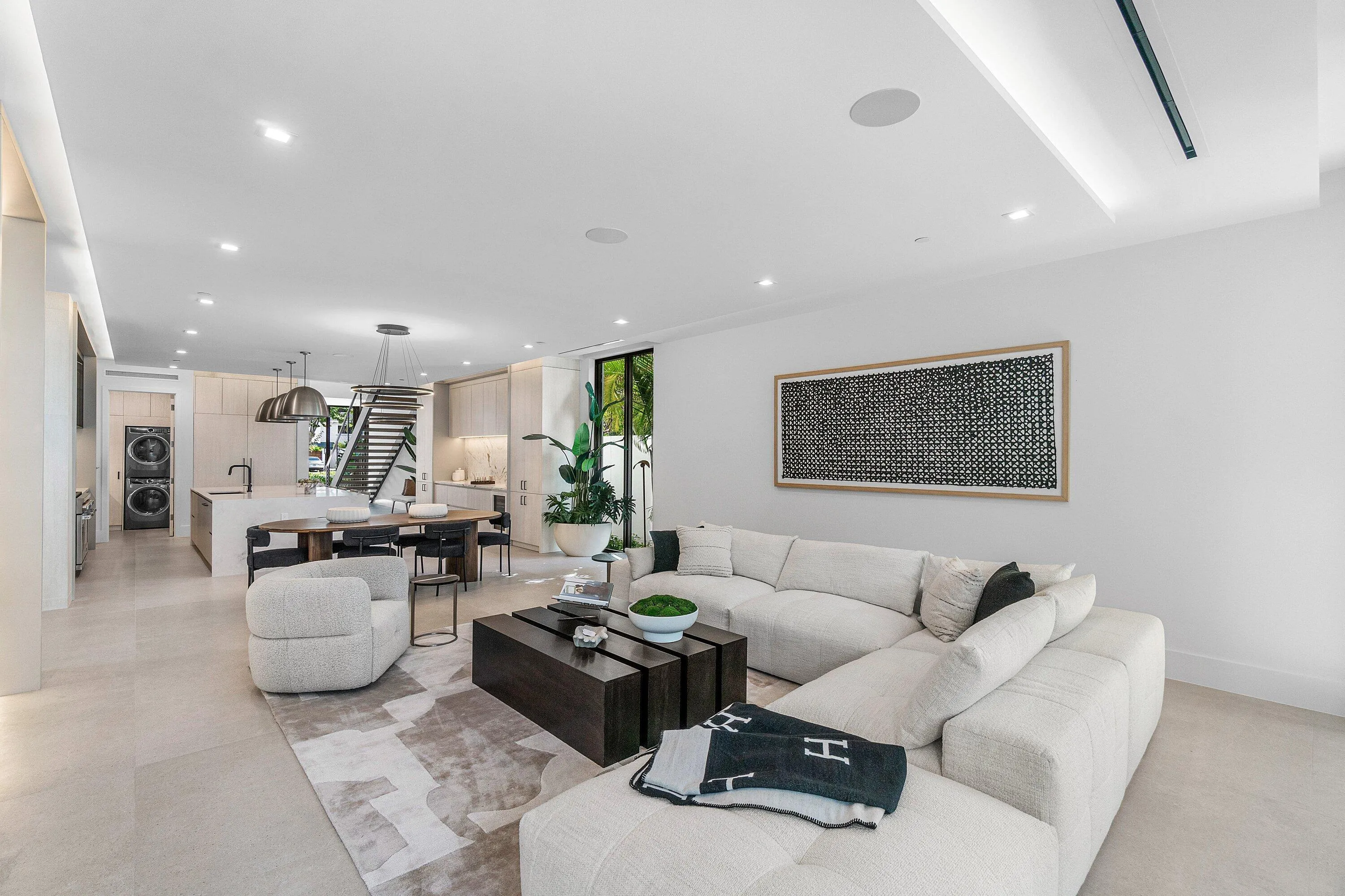 018-810PalmTrail-DelrayBeach-FL-33483-SM