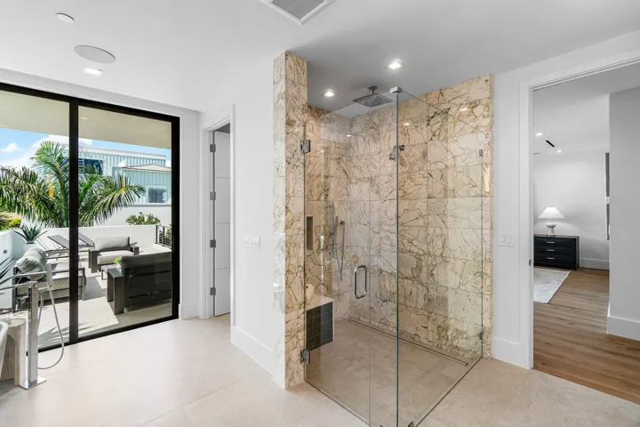 058-810PalmTrail-DelrayBeach-FL-33483-SM