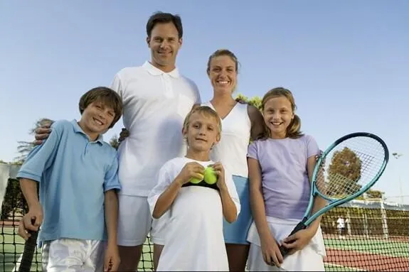 familytennis-officecollage