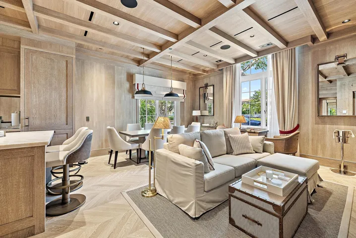236 Phipps Plaza-4