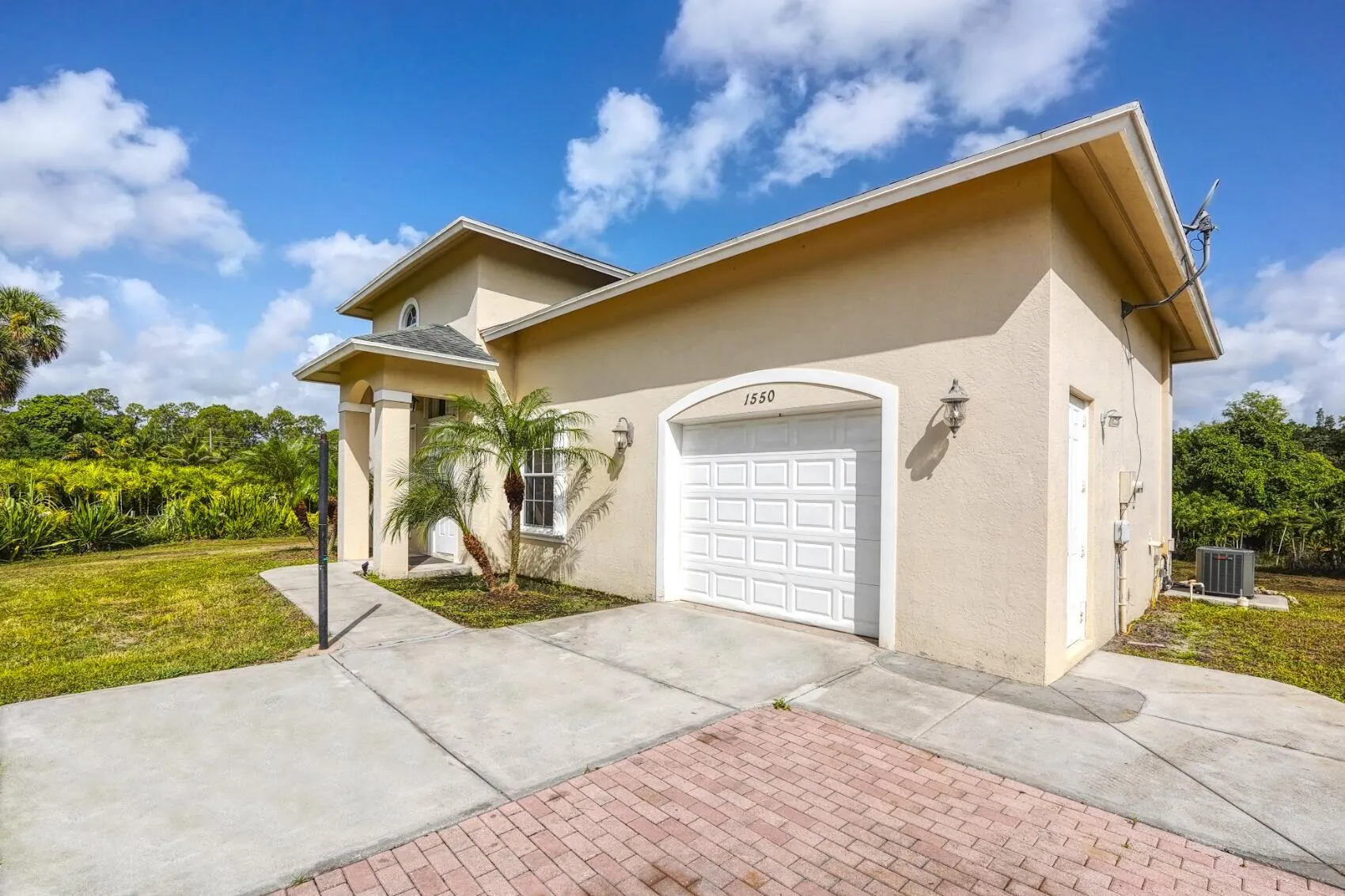 1550 C Rd front of home 3