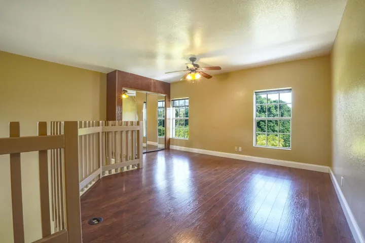 1550 C Rd Loft