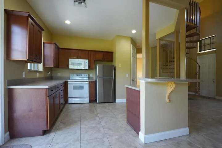 1550 C Rd kitchen