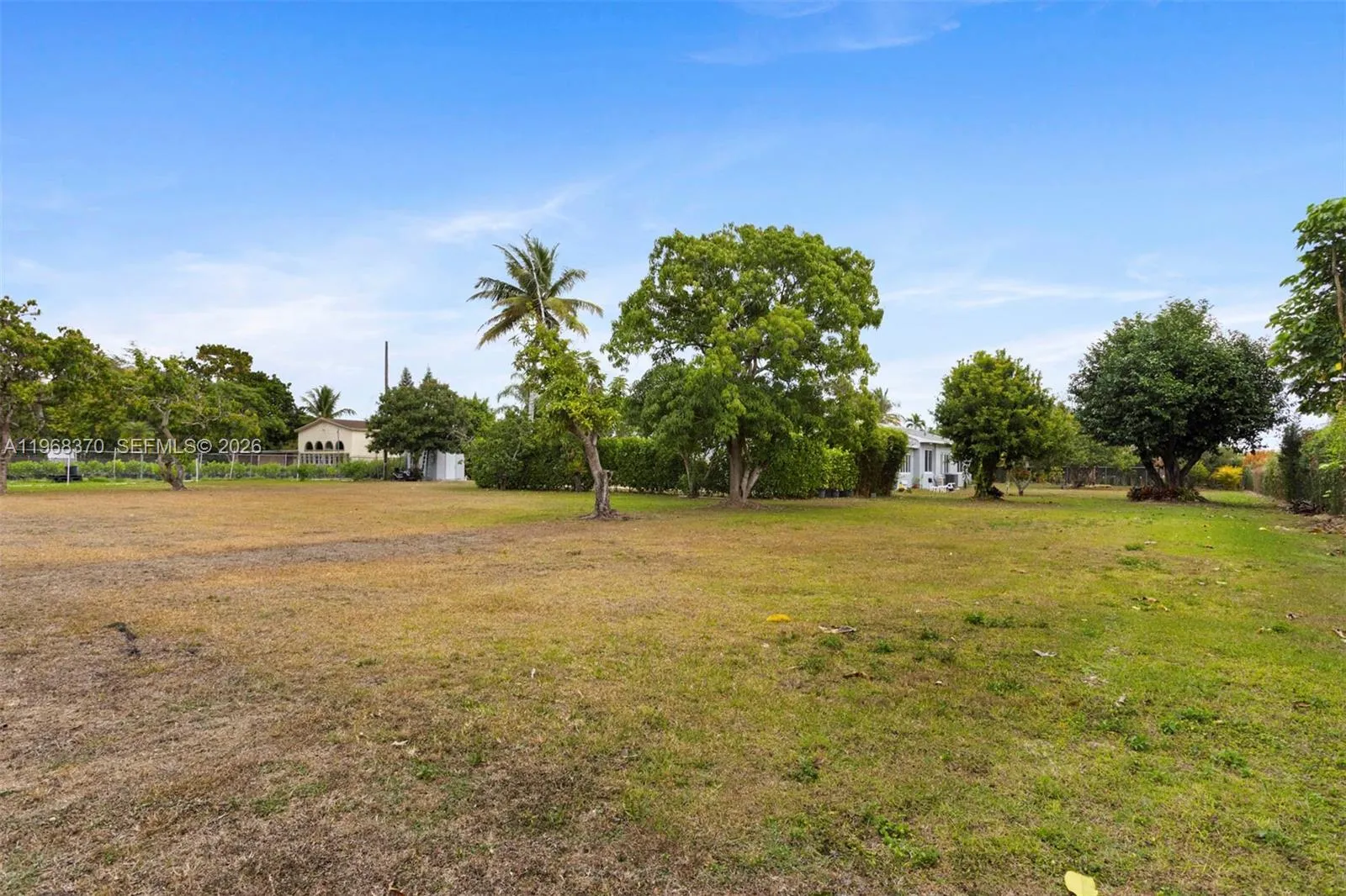 Property photo 38