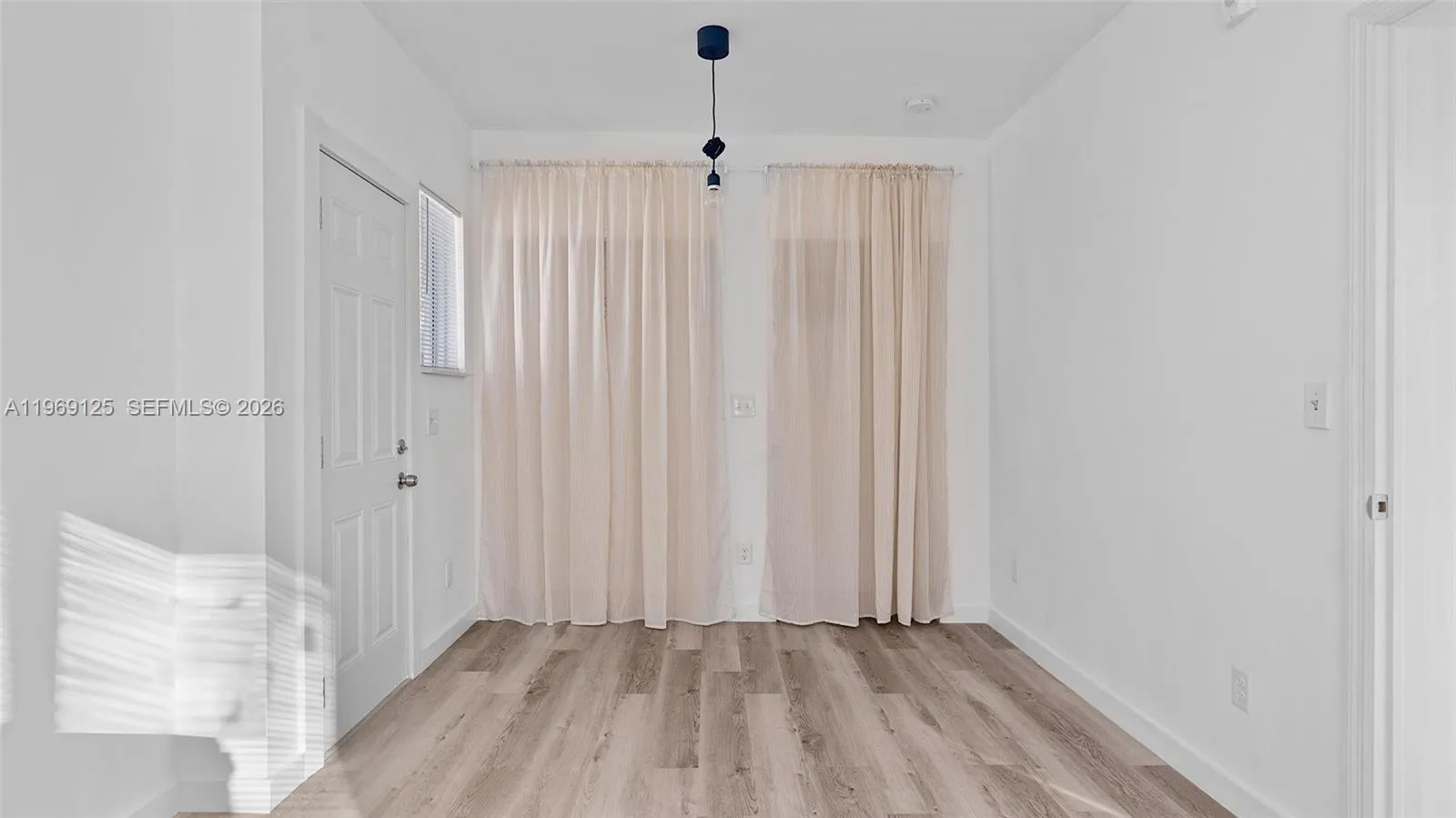 Property photo 35