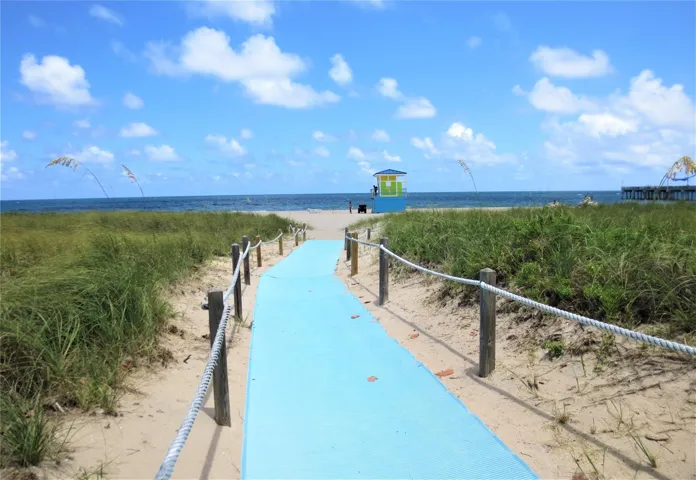 Pathway to Pompano Beach