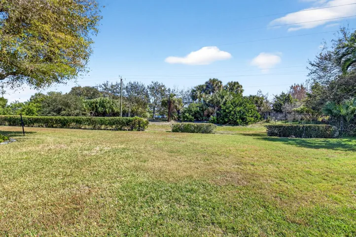Home sits on a superlot (.21 acres)!!