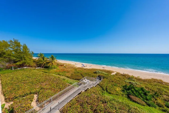 Walkway to Beach