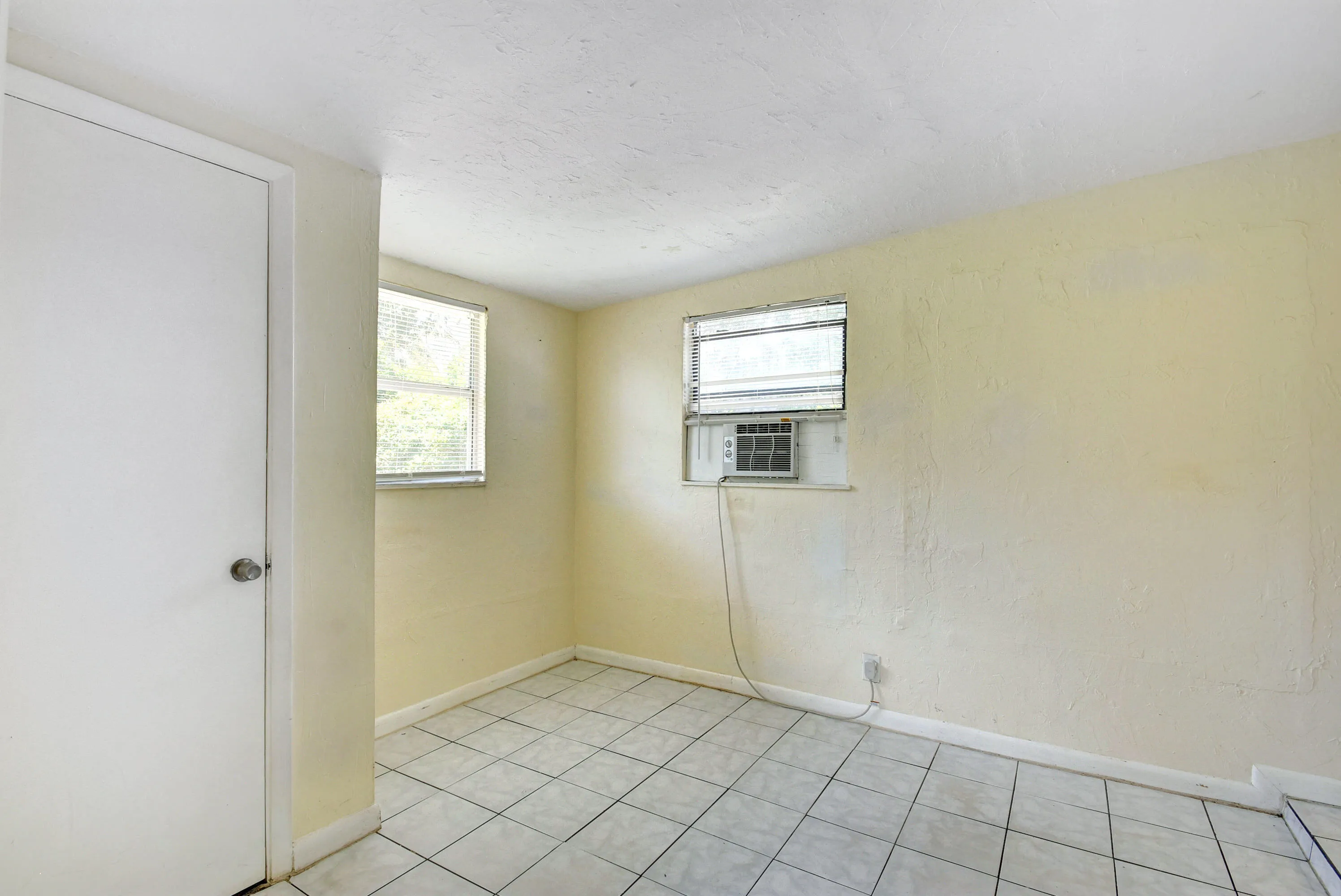 Back Bedroom 4