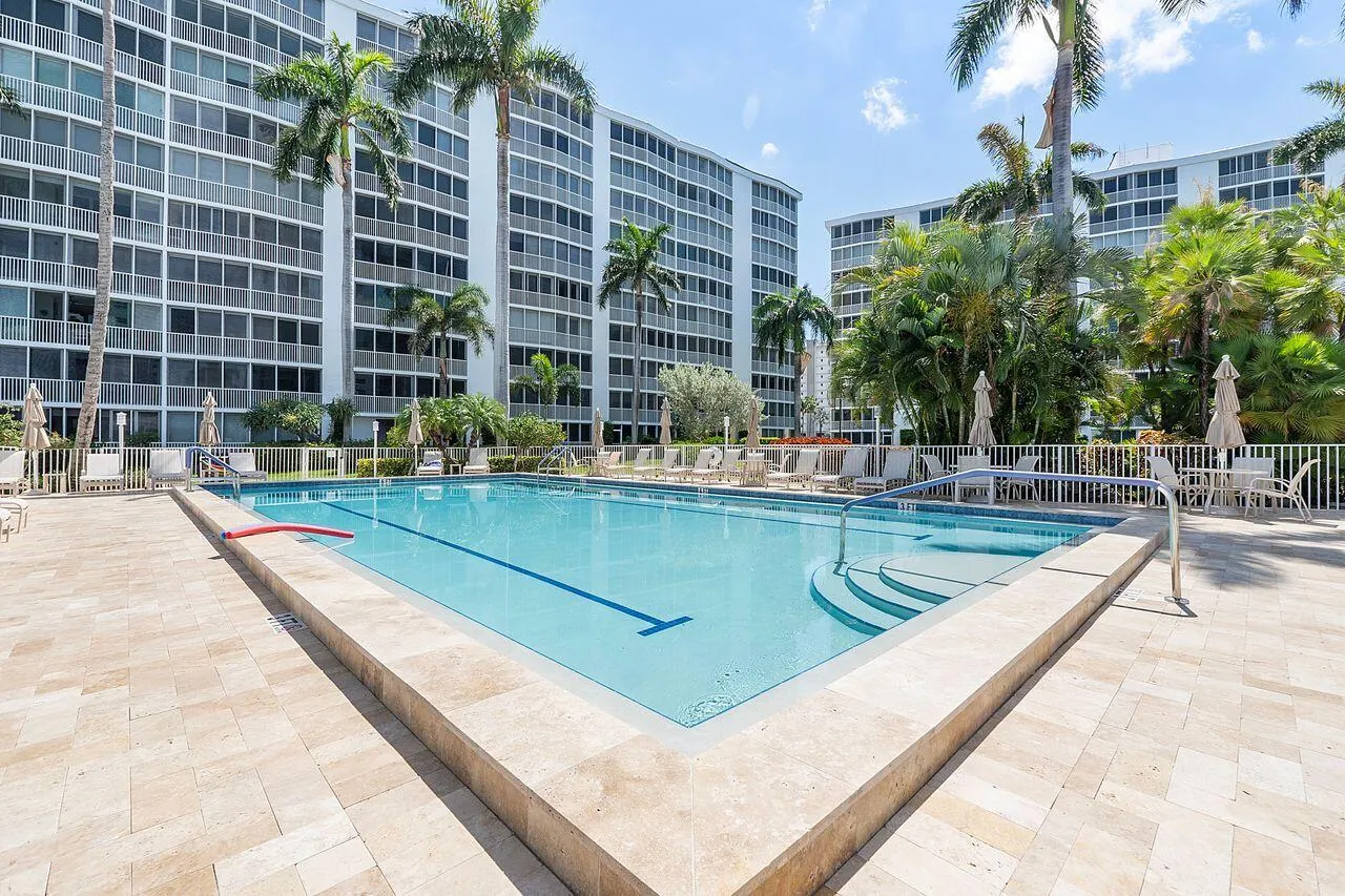 3224_S_Ocean_Blvd_u410_064