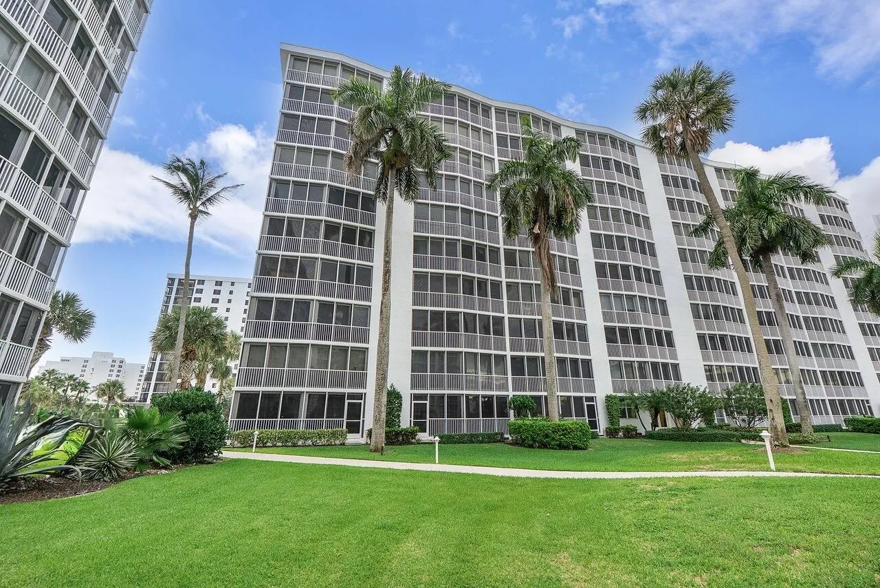 3300_S_Ocean_Blvd_u317_036