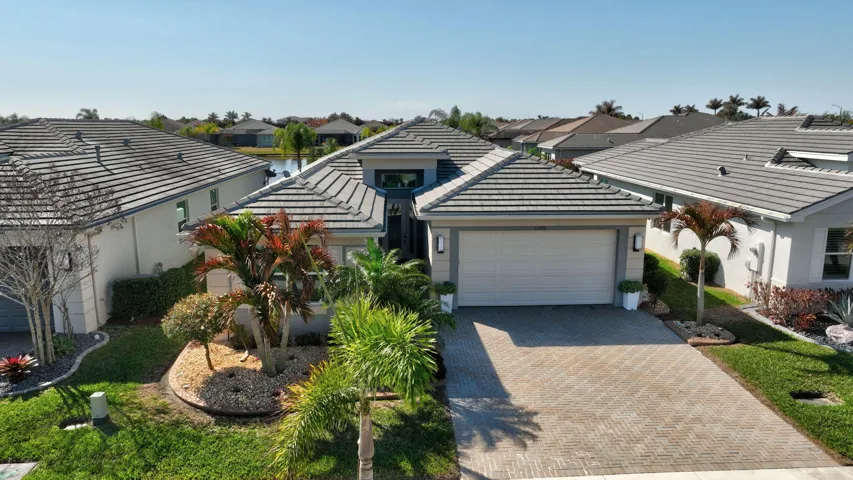 11790 SW Sailfish Isles Way