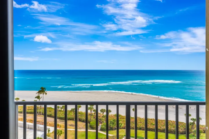 Direct ocean view