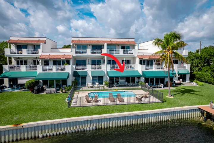 Ground floor direct intracoastal condo