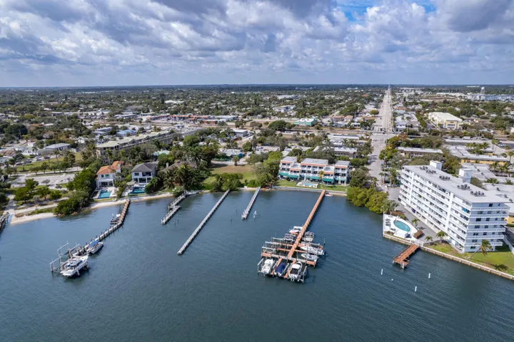 Incredible waterfront property!!