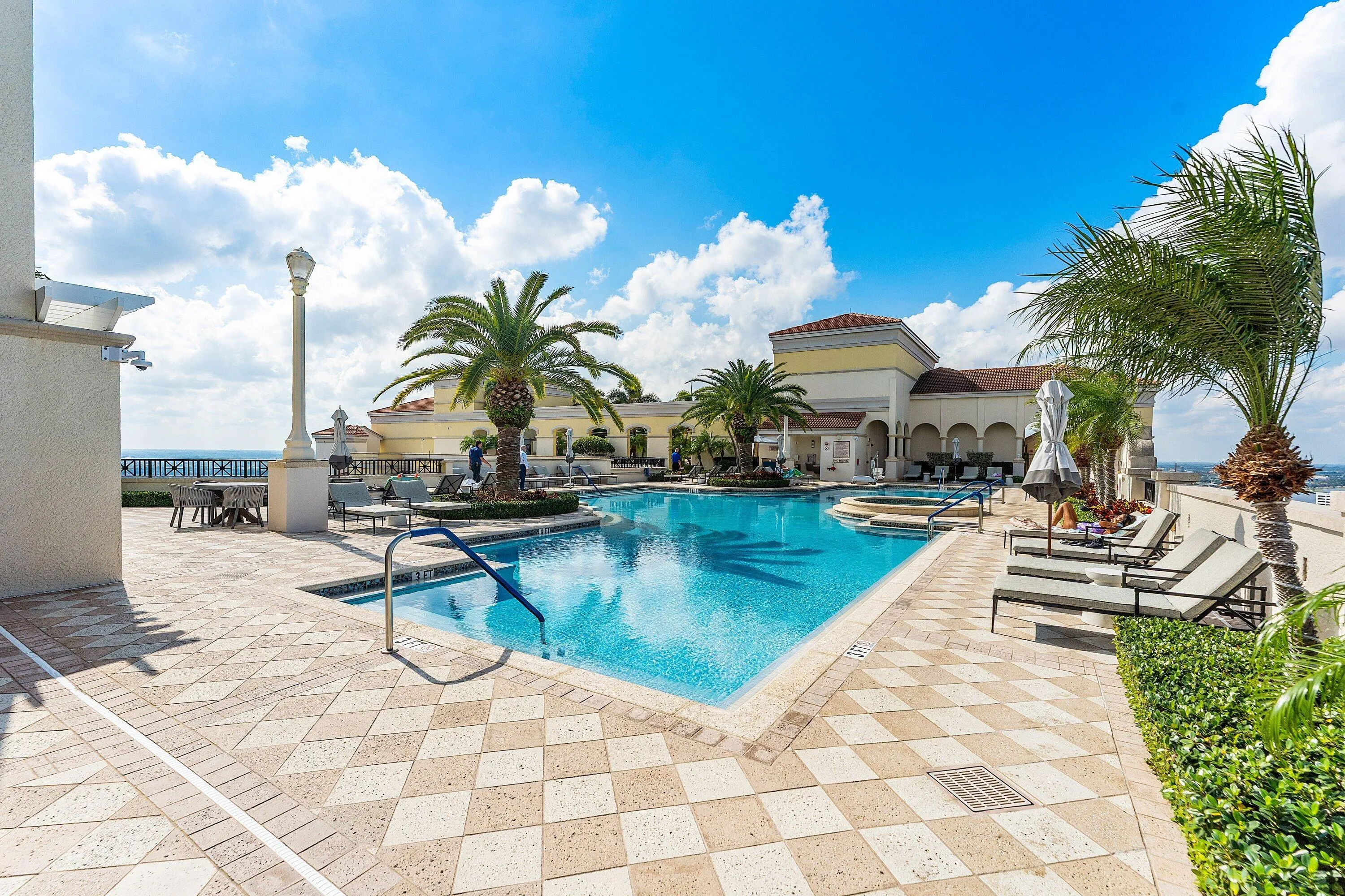 043-701SouthOliveAvenue-515-WestPalmBeac